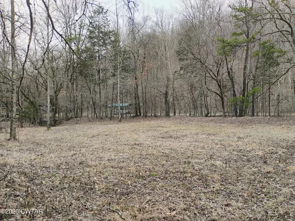 562 Sewell Branch Rd, Clifton, TN 38425