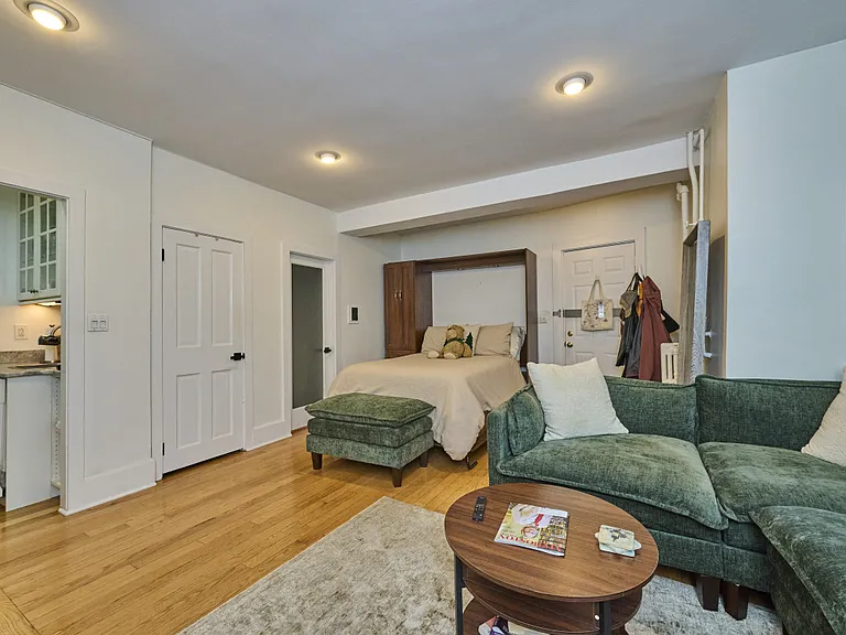 458 Beacon St #1 — Photo 3