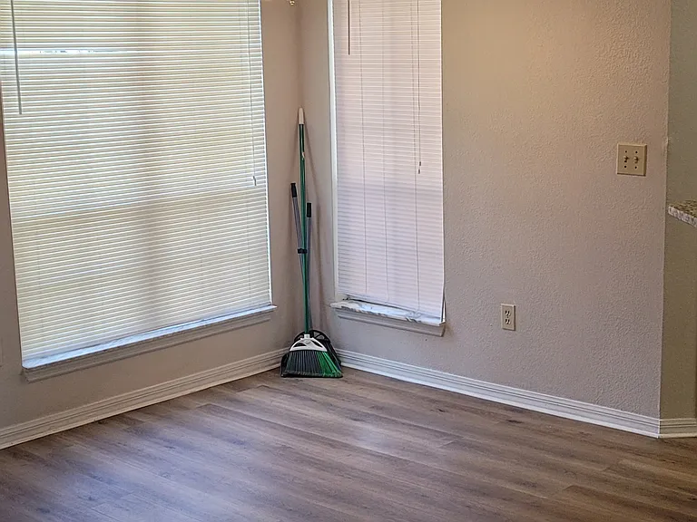 4817 Normandy Pl — Photo 21