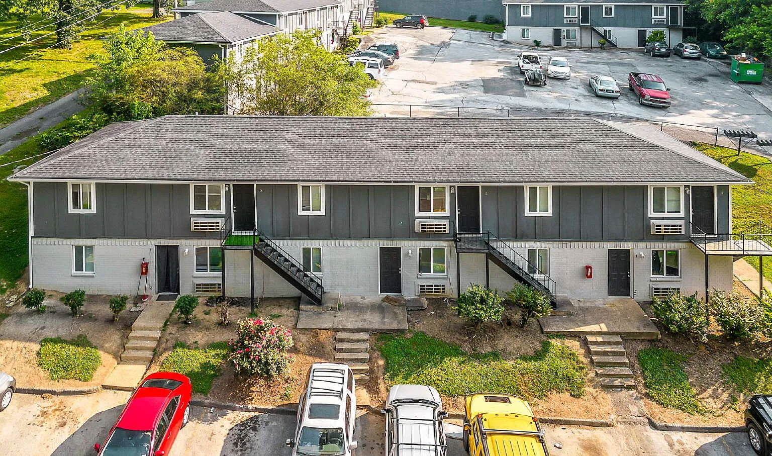 2 bed, 1.0 bath, 846 sqft, $1,200 — Photo 3