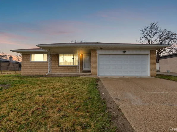 17491 Loranger St, Clinton Township, MI 48038