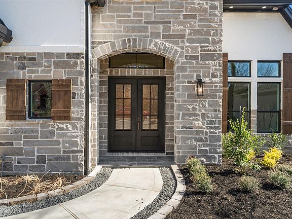 2nd image of 258 Pinerock Ln
