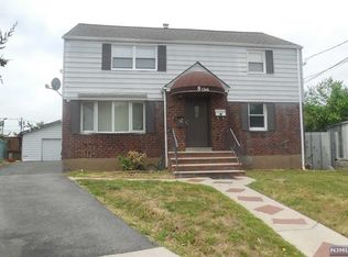 8 Clark Ct, Lodi, NJ 07644