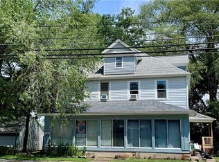 28 W Schaaf Rd, Cleveland, OH 44109