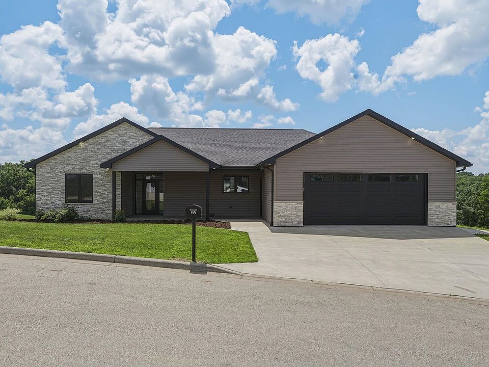 1st image of 95 Spruce Park Dr