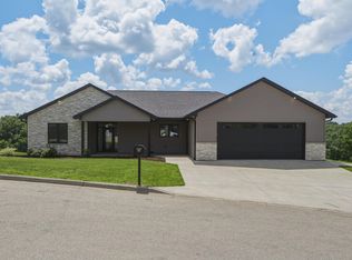 95 Spruce Park Dr, Potosi, WI 53820