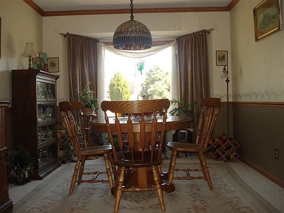 Formal dining room