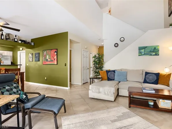 9271 Silver Arrow Ct, Las Vegas, NV 89117