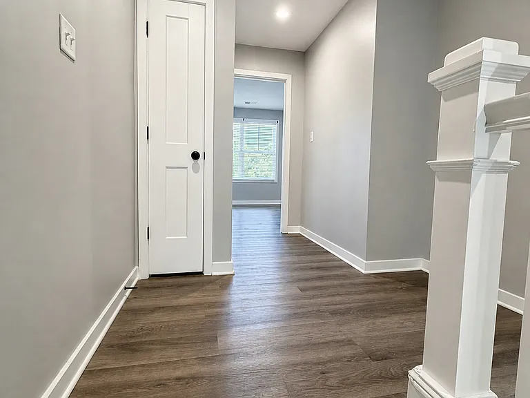 49 Dow St — Photo 14