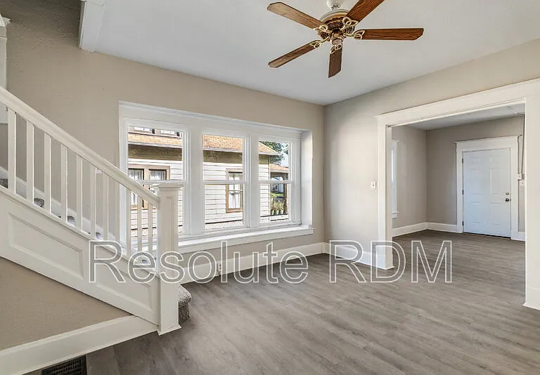 1314 N Dearborn St — Photo 7