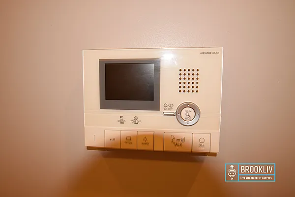 Rented by null | media 16