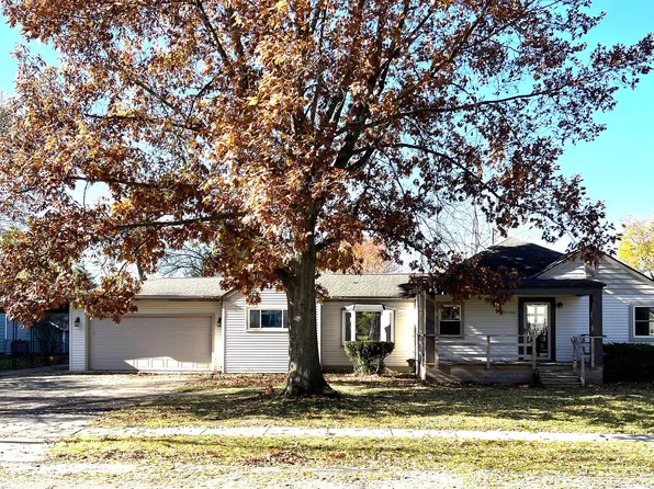 1936 Lakeland Ave, Sylvan Lake, MI 48320