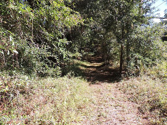 5th image of 2955/2935 NEW BERLIN Road