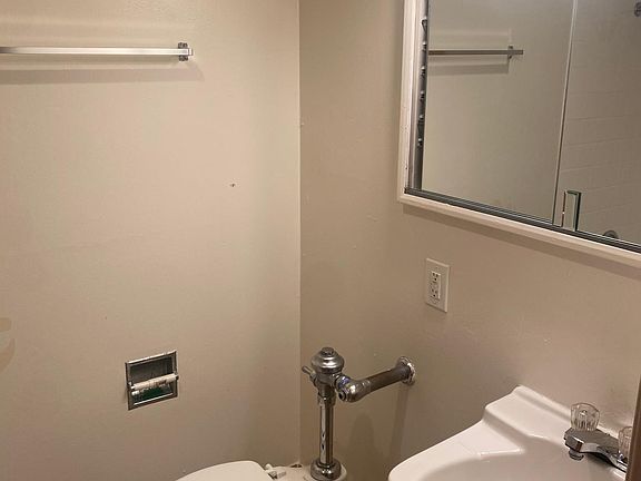 5th image of 1221 S El Camino Real #113