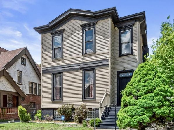 743 North 32nd STREET, Milwaukee, WI 53208