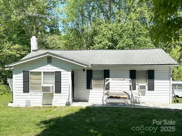 2886 Everhart Ln, Hudson, NC 28638