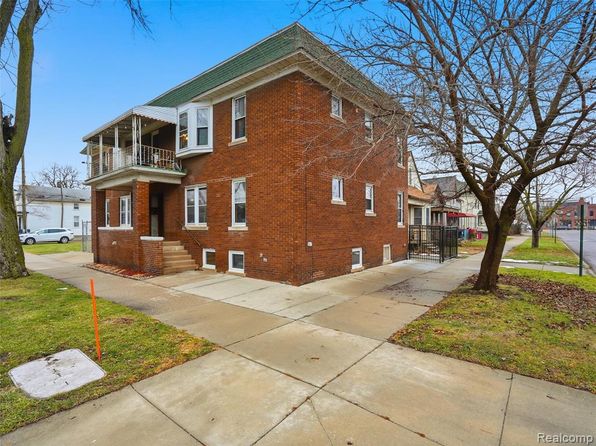 2000 Dalzelle St APT 2