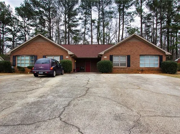 3252 Inez Dr, Snellville, GA 30078