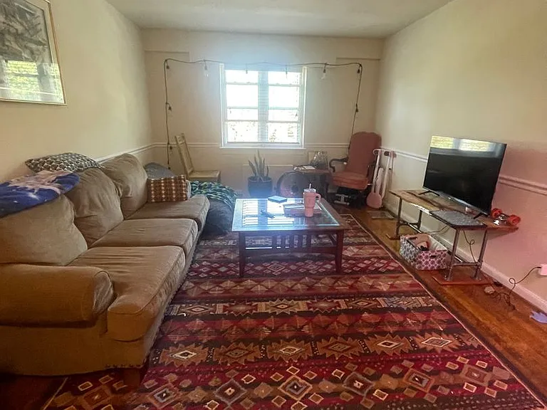 3425 Kensington Avenue — Photo 32