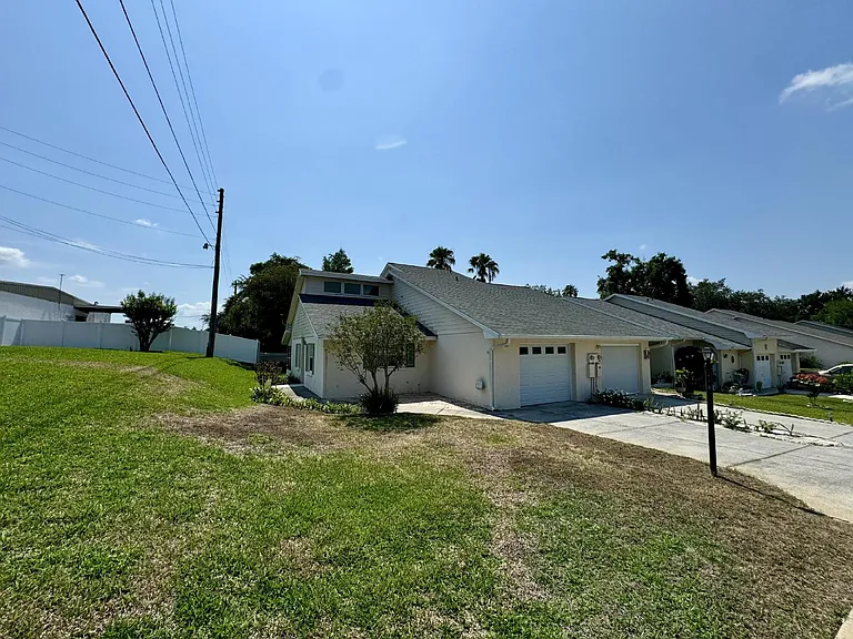 1455 Disston Ave — Photo 3