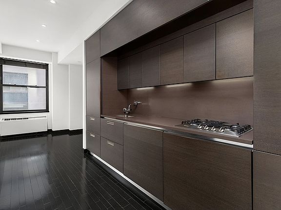 3rd image of 20 Pine St APT 503