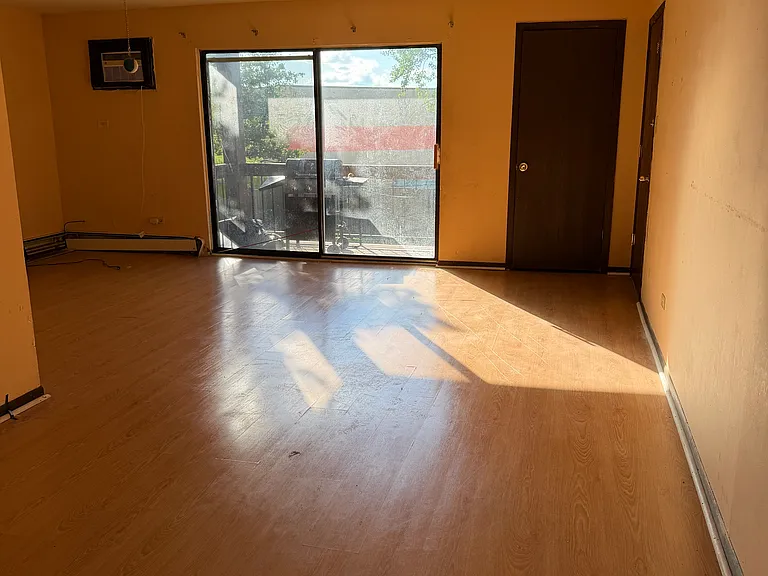 1533 N Winslowe Dr #2B — Photo 1