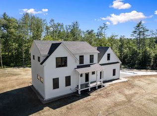 29 Scruton Pond Rd, Barrington, NH 03825
