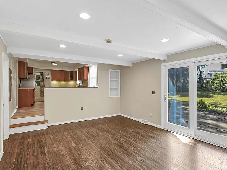 1722 Sheridan Rd — Photo 13