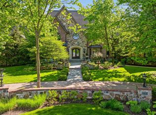 614 Hidden Creek Trl, Mendota Heights, MN 55118