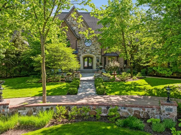 614 Hidden Creek Trl, Mendota Heights, MN 55118