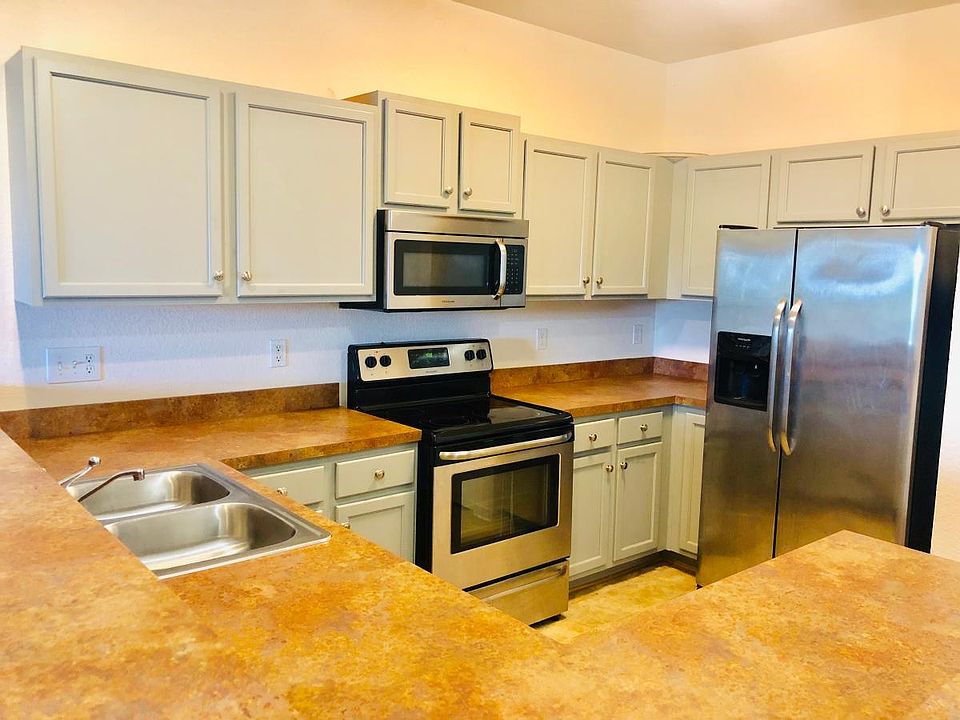 1st image of 851 Norview Ave APT 304
