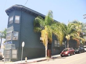 117 N Toluca St, Los Angeles, CA