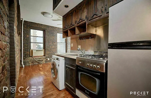 Rented by PocketBroker Inc | media 12