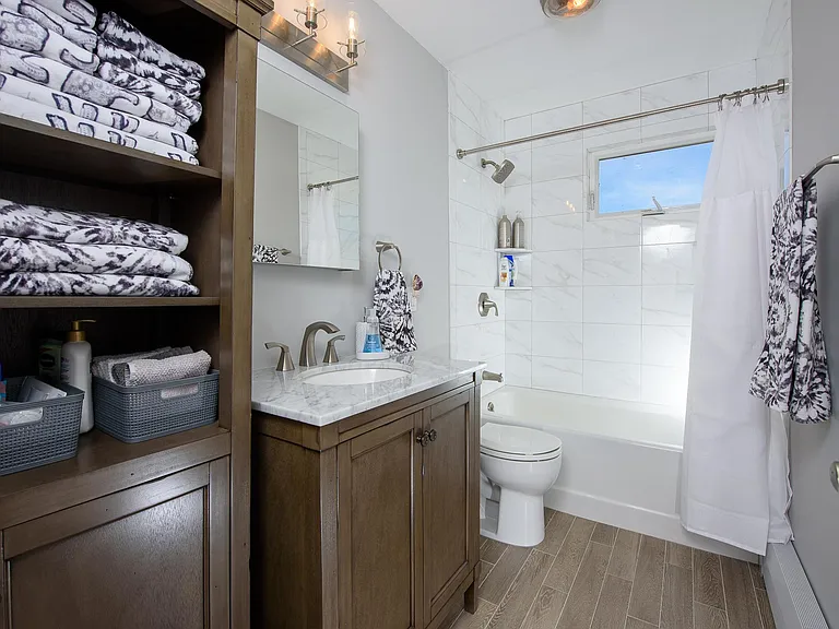 7 S Franklin Ave #7 — Photo 17