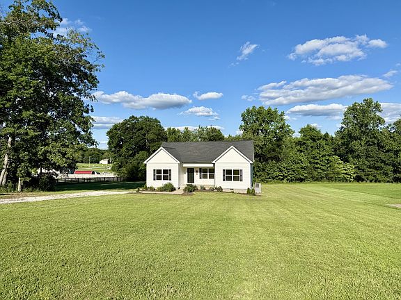 3rd image of 1007 Edgewood Dr