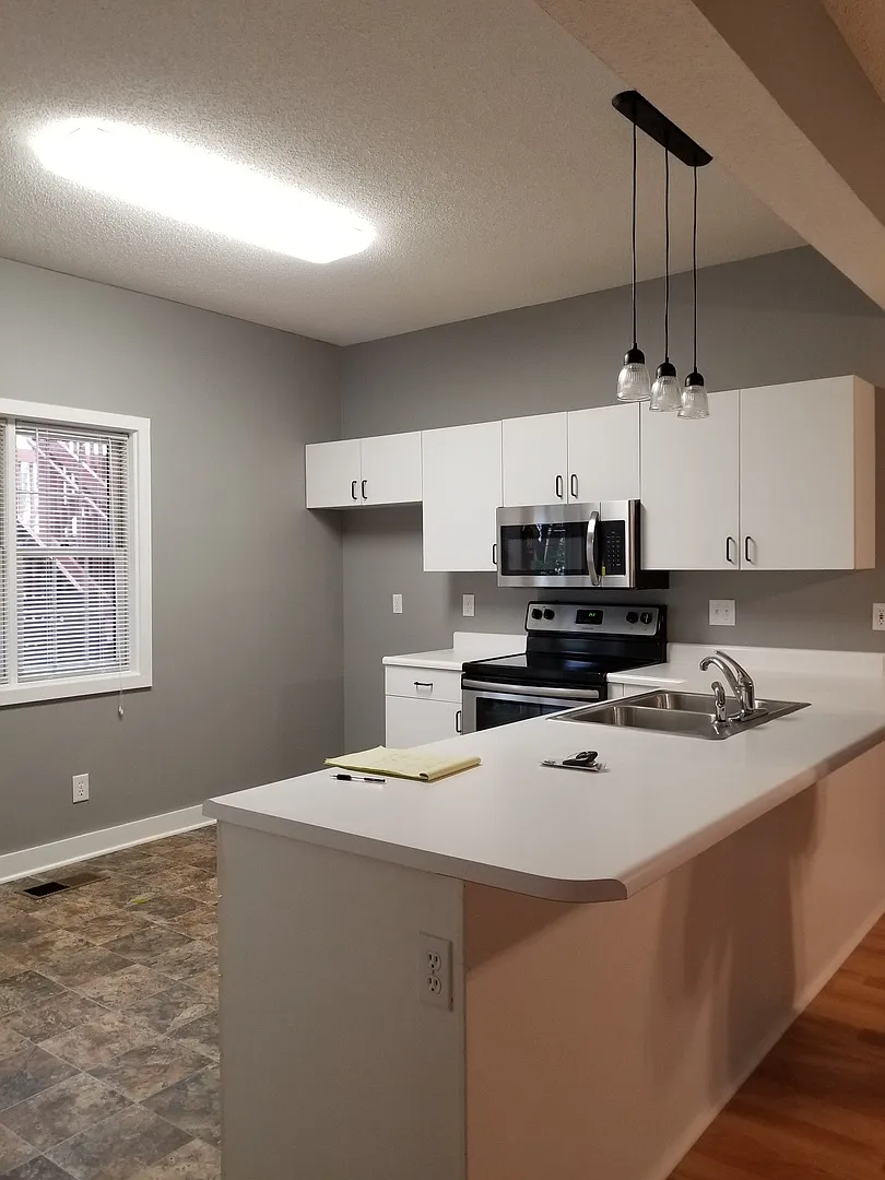 351 South Madison Street — Photo 3
