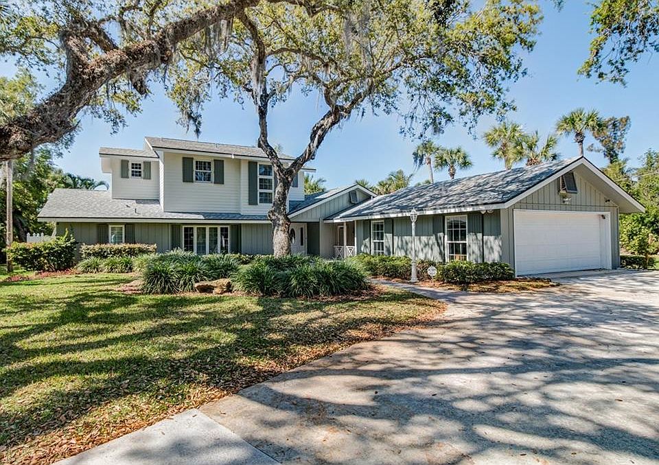1st image of 325 Cathedral Oaks Dr