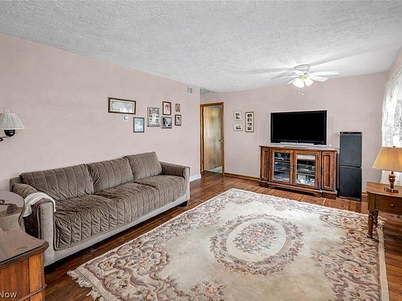 4th image of 1325 Hadcock Rd