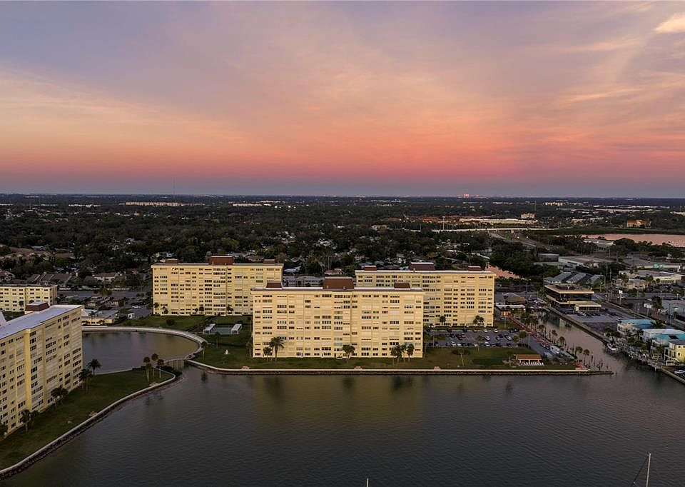 1st image of 4525 Cove Cir APT 102