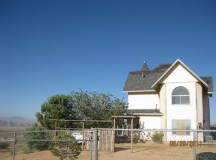 9225 Loma Vista Rd, Apple Valley, CA 92308