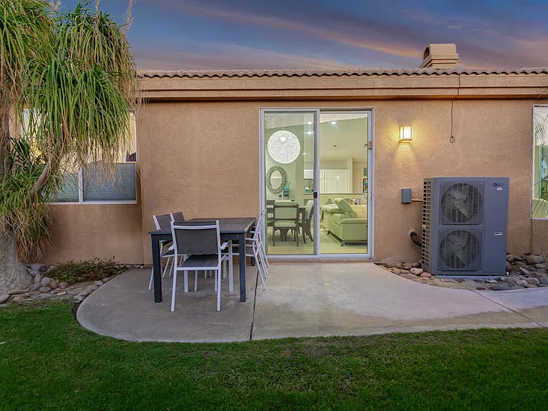 67361 N Laguna Dr — Photo 18