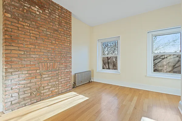 Rented by Compass | media 23