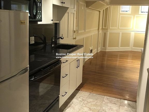 3 Gloucester #1 Boston - Back Bay Unit Photo 5 (2)