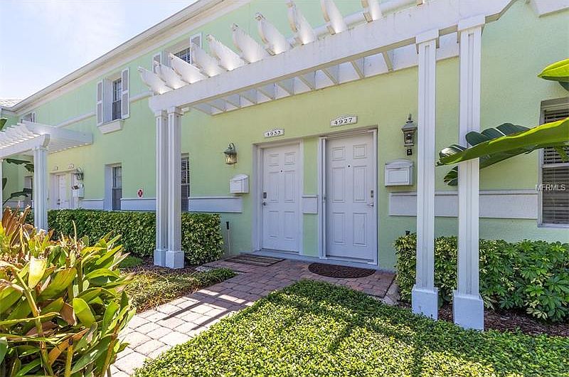 1st image of 4933 Cobia Dr SE
