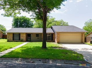 11 Alexander Ln, Lampasas, TX 76550