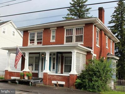 156 W Grand Ave, Tower City, PA, 17980