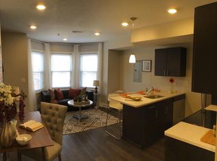 236 S 44th St #301, Philadelphia, PA 19104