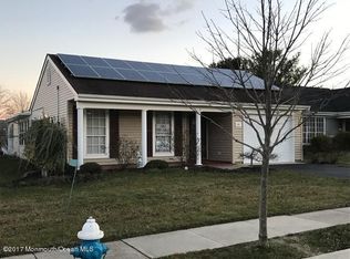 66 Mansfield Ave, Manchester, NJ 08759