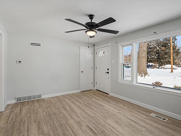 5th image of 8024 Plymouth Ct