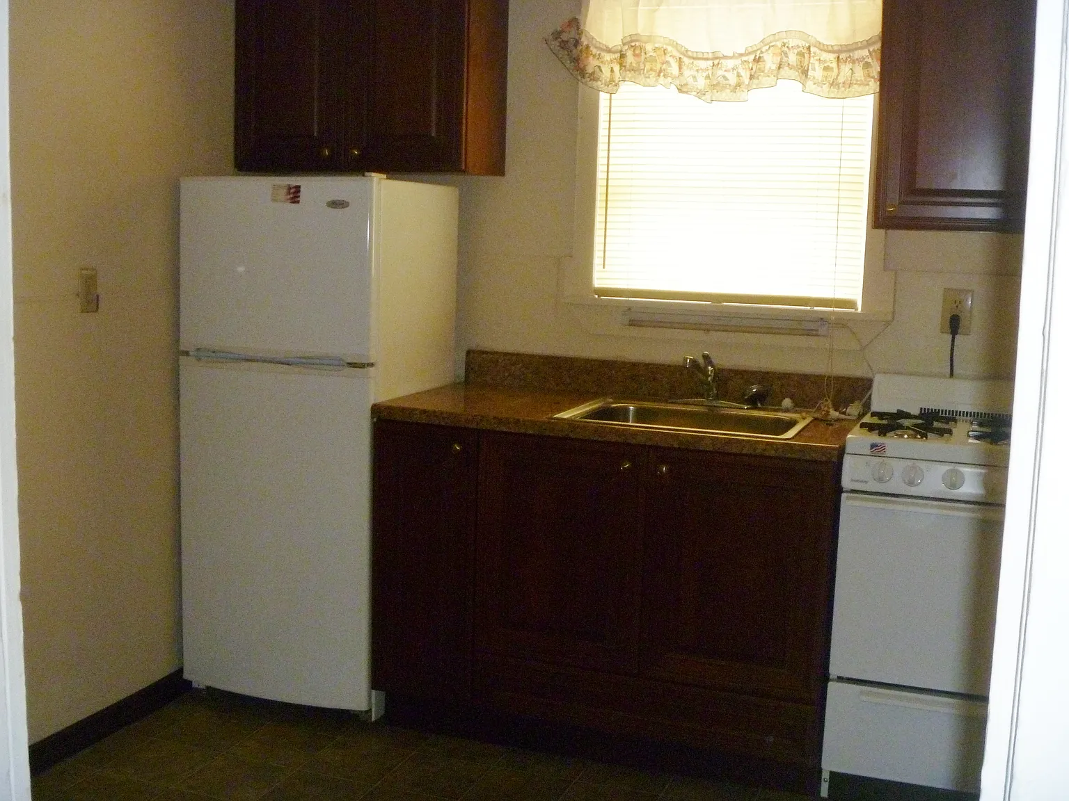 2 bed, 800 sqft, $835 — Photo 4